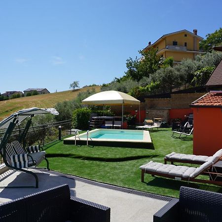 Bed and Breakfast La Terrazza Motta Атри Экстерьер фото