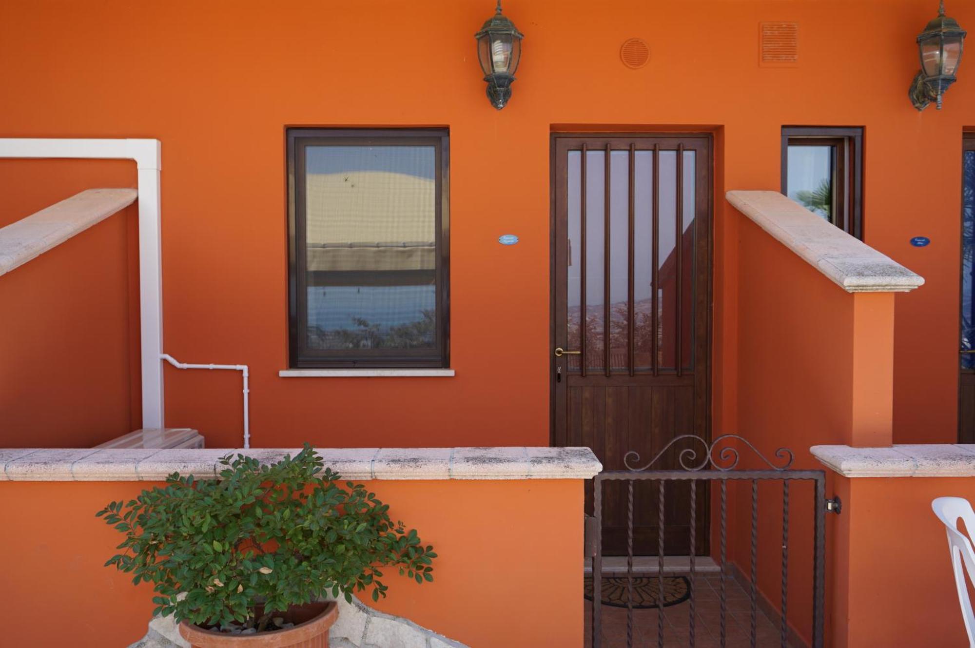 Bed and Breakfast La Terrazza Motta Атри Экстерьер фото